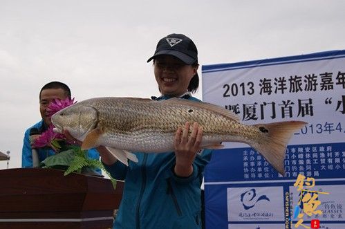 厦门首届“小嶝休闲渔村杯”路亚钓鱼邀请赛结束，钓获重达10.5斤的野生红