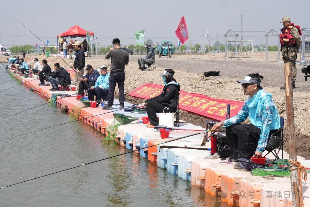 中华名人垂钓俱乐部大众路亚联谊比赛，在山东海洋文旅集团廒头路亚垂钓中心成功举办